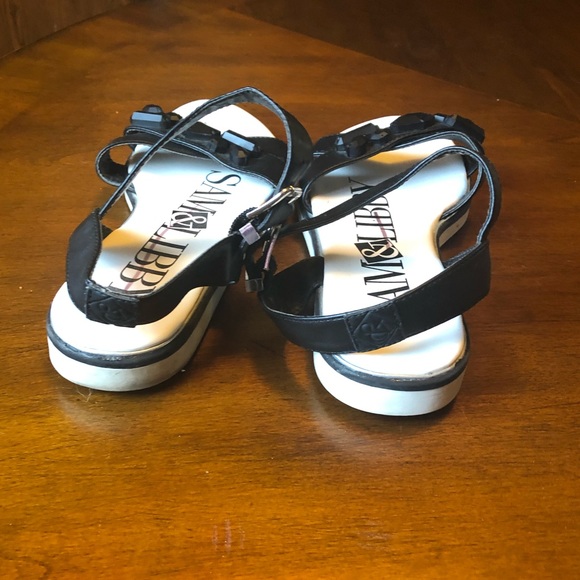 Sandals - Picture 6 of 6